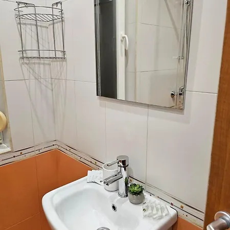 дунав билдингс 3 *