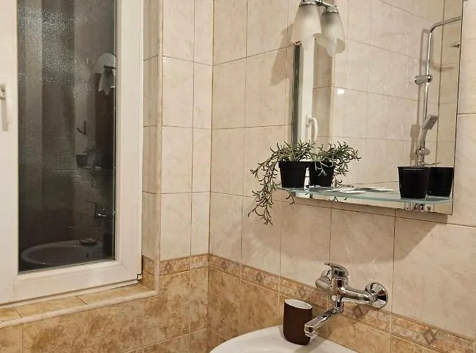 дунав билдингс 3 *